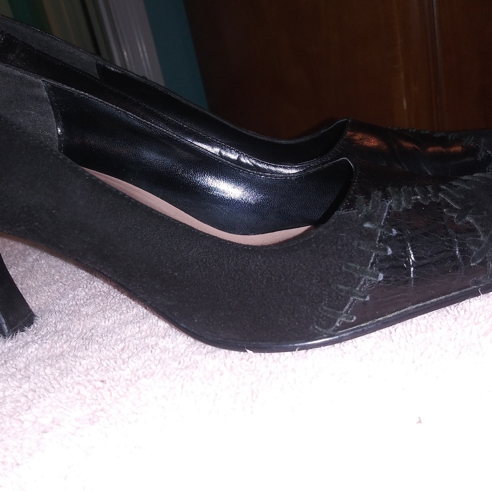 Shoes - Picture 2 of 3